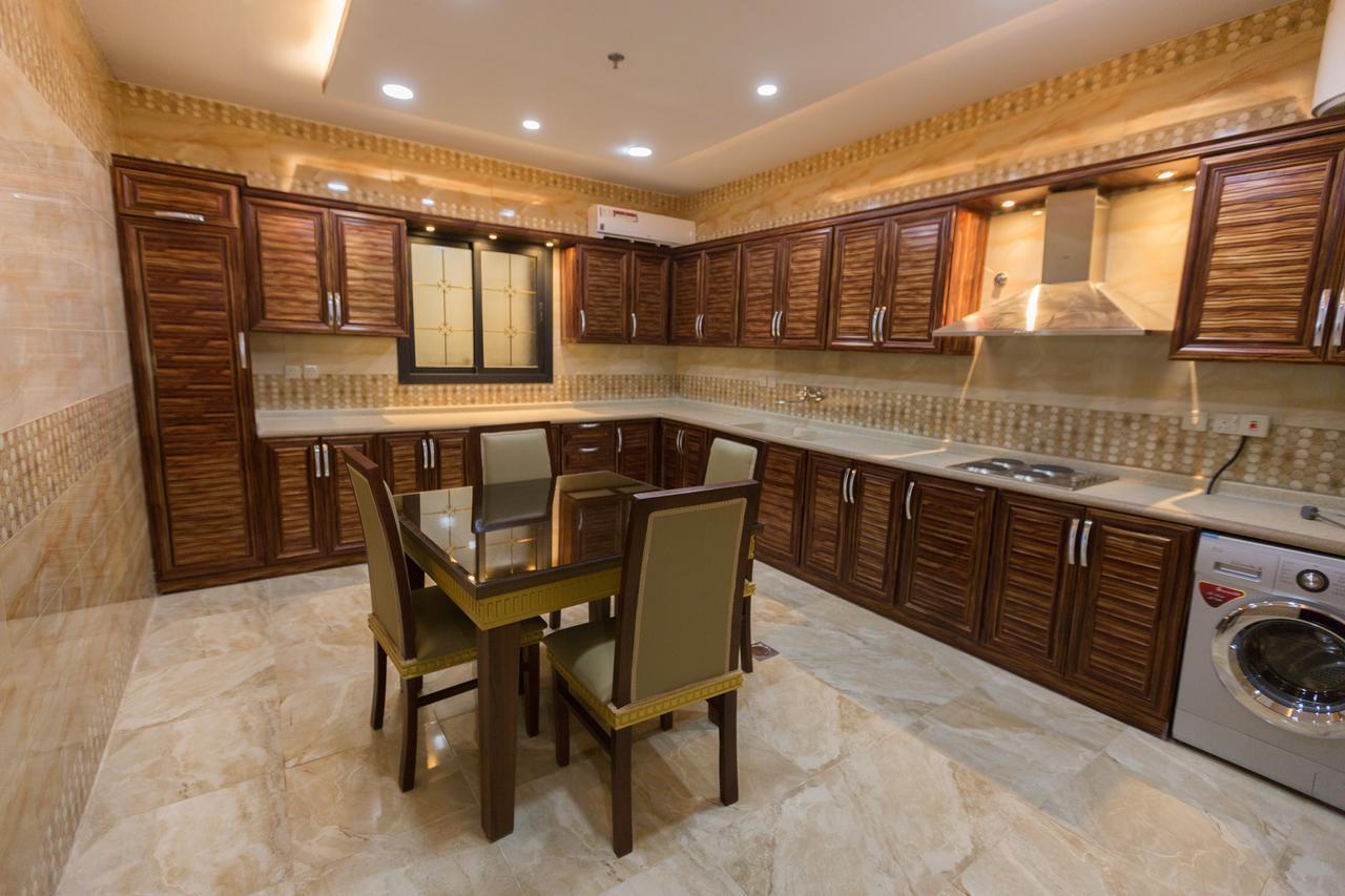 Luxury Hotel Apartments Tabuk Exterior photo